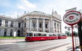 HENRI Hotel Wien Siebterbezirk